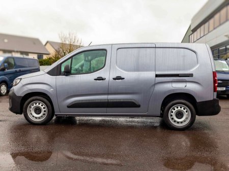 2026 Peugeot Partner 2026 PRE REG OFFER PARTNER PROF PLUS 1.5 HDI 100 €23,750 thumbnail