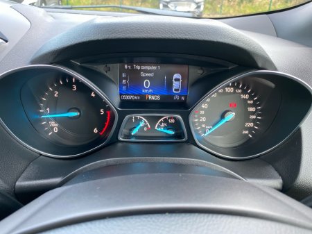 2019 Ford Kuga ST-Line 2.0 150BHP AWD Automatic... Sunroof thumbnail