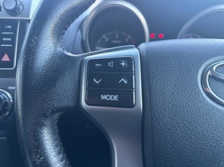 2017 Toyota Landcruiser LWB GX COMMERCIAL // AIR CON // BLUETOOTH // REAR CAMERA // PRICE IS PLUS VAT €25,972 thumbnail