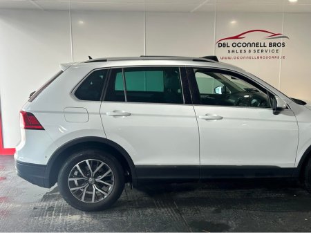 2019 Volkswagen Tiguan - thumbnail 17