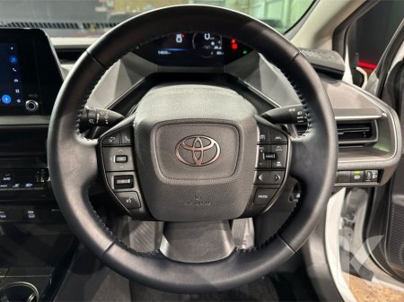 2024 Toyota Prius 1.8 HYBRID - NEW MODEL - CRUISE CONTROL - REVERSE CAMERA - MULTI FUNCTION STEERING WHEEL - €31,950 thumbnail