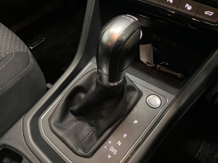 2017 Volkswagen Touran - thumbnail 19