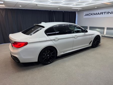 2019 BMW 5 Series - thumbnail 15