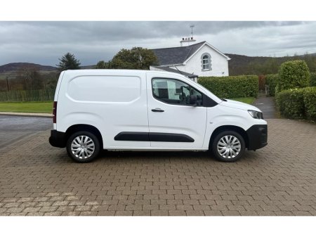 2022 Peugeot Partner - thumbnail 8