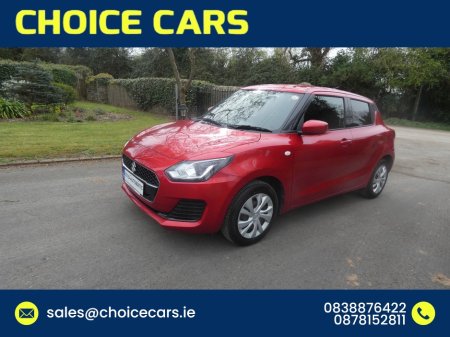 2018 Suzuki Swift - thumbnail 2