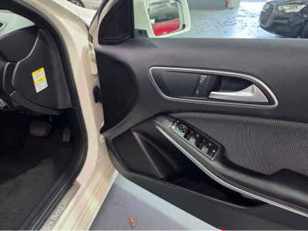 2016 Mercedes-Benz A Class A 180 €16,750 thumbnail