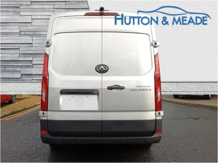 2026 Maxus Deliver 9 Lux Spec 2.0 Diesel thumbnail