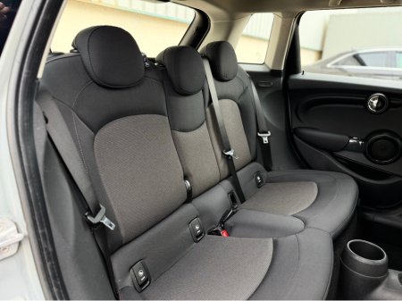 2016 MINI One - thumbnail 11