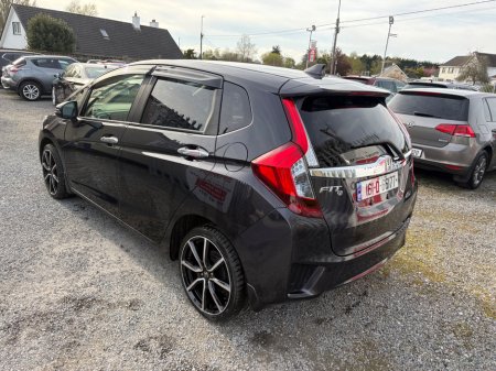 2016 Honda Fit - thumbnail 5
