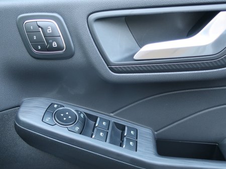 2026 Ford Kuga 2.5 Duratec 243PS PHEV ST-Line X Ed Auto €48,995 thumbnail