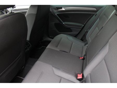 2019 Volkswagen Golf - thumbnail 22