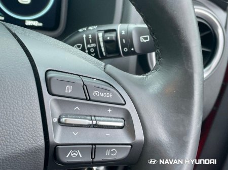 2022 Hyundai Kona 1.0 T-GDI Executive Two Tone Roof €25,950 thumbnail