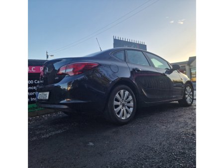 2013 Opel Astra 1.7 CDTI 16V 110PS ecoFLEX S/S SC €3,650