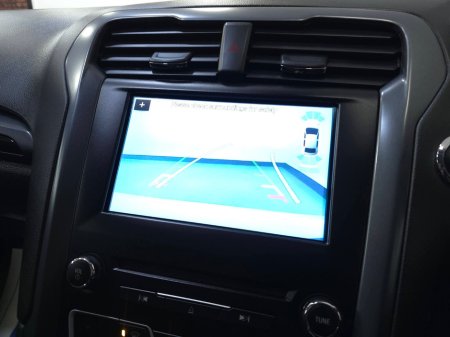 2017 Ford Mondeo 2.0TDCi 150PS ST-LINE €16,950 thumbnail