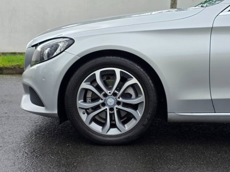 2017 Mercedes-Benz C Class - thumbnail 17