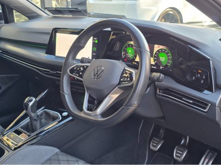 2024 Volkswagen Golf - thumbnail 17