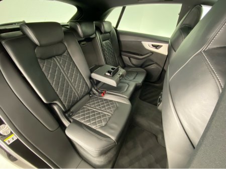 2023 Audi Q8 S-Line Quattro €75,500 thumbnail