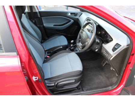 2017 Hyundai i20 - thumbnail 10