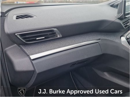 2022 Peugeot 3008 - thumbnail 14