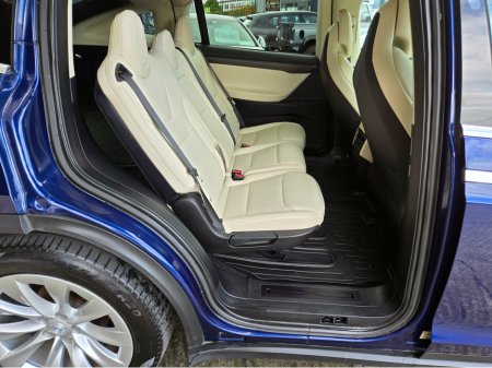 2019 Tesla Model X - thumbnail 6