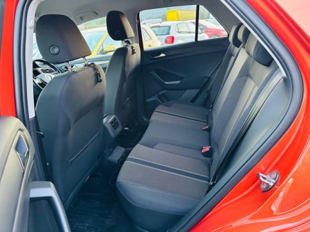 2020 Volkswagen T-Roc 2.0 Diesel TDI Style Design Package Low Mileage €24,995 thumbnail