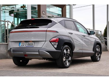 2023 Hyundai Kona - thumbnail 4