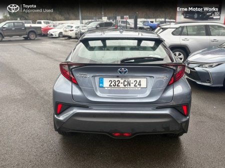 2023 Toyota C-HR C-HR HYBRID LUNA €27,950 thumbnail