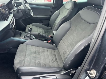 2025 SEAT Arona Arona 1.0TSI 115hp Xperience €26,995 thumbnail