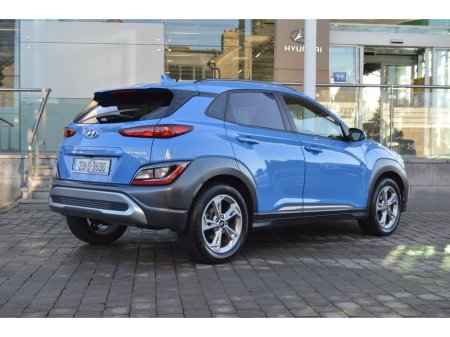 2023 Hyundai Kona 1.0 T-GDI Executive Two Tone Roof €25,995 thumbnail
