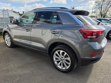 2022 Volkswagen T-Roc - thumbnail 9