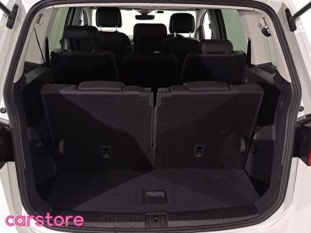 2019 Volkswagen Touran 1.4 TSI €23,880 thumbnail