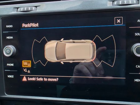 2018 Volkswagen Golf Comfortline 1.0tsi M6F 110HP 5 €15,950 thumbnail