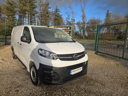 2022 Opel Vivaro  €14,000