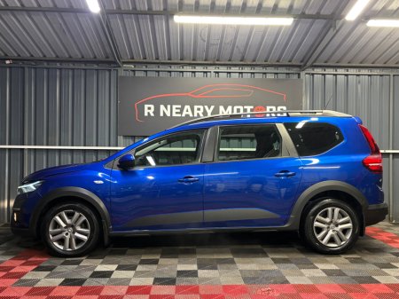 2022 Dacia Jogger TCe 110 Comfort €16,950 thumbnail