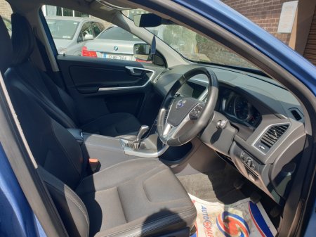 2016 Volvo XC60 D4 (190hp) FWD SE €18,950