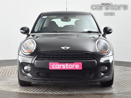 2015 MINI Hatch ONE 1.2 5 DR €11,880 thumbnail