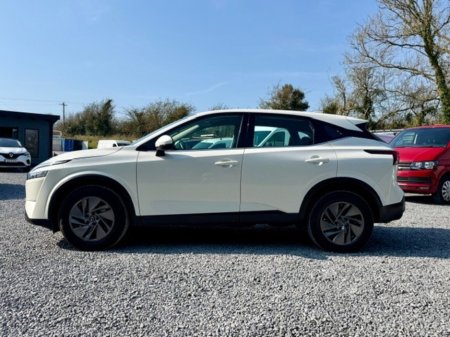 2022 Nissan Qashqai - thumbnail 4