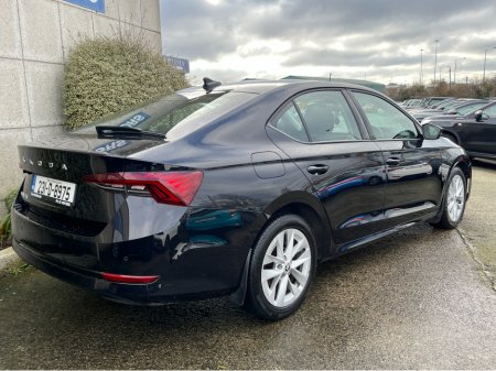 2023 Skoda Octavia AMBITION 2.0 TDI DIESEL //REVERSE CAMERA// €22,950 thumbnail