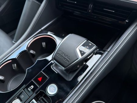 2026 Volkswagen Touareg Touareg R-Line Final Edition 231HP €113,980 thumbnail