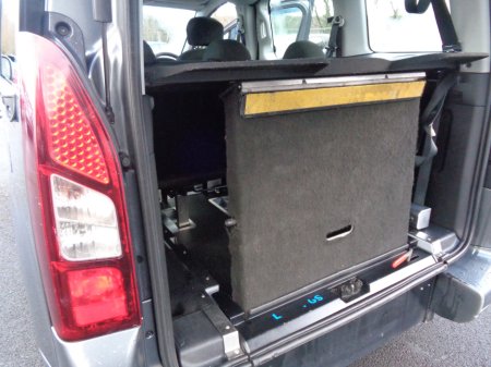 2013 Peugeot Partner 1.6 HDI Tepee S 92PS 5 Seats 5DR €8,900 thumbnail