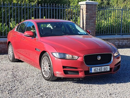 2016 Jaguar XE SE Model 2.0 Diesel 163 bhp with cream cloth seats, cruise control, front fog lights.