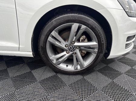 2016 Volkswagen Golf - thumbnail 3