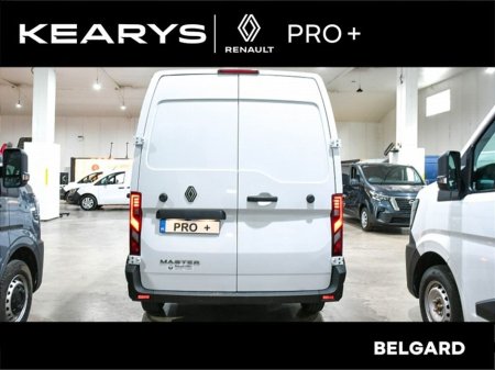 2025 Renault Master ADVANCE 130BHP LWB @ KEARYS BELGARD €30,995