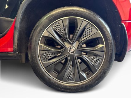 2024 Skoda Karoq 2.0TDI SPORTLINE *5.9% APR* €80 P/W ON PCP €39,995 thumbnail