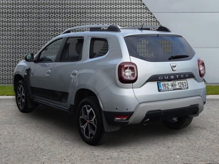 2019 Dacia Duster - view 3