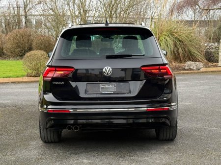 2020 Volkswagen Tiguan 2.0 TDI 150HP R-Line thumbnail