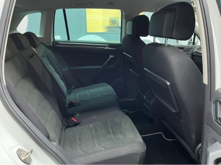 2019 Volkswagen Tiguan €25950! 2019 VW TIGUAN 2.0 TDI HEATED SEATS FRONT&REAR - REVERSE CAMERA - CARPLAY - CRUISE CONTROL €25,950 thumbnail