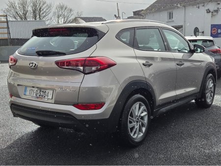 2017 Hyundai Tucson 1.7 CRDI SE NAV BL/DR 5 5DR €13,950 thumbnail