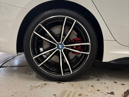 2022 BMW 3 Series - thumbnail 14