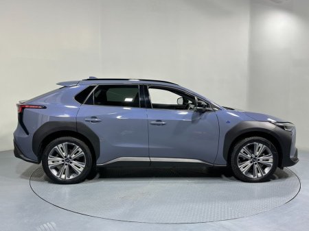 2024 Toyota bZ4X - thumbnail 8